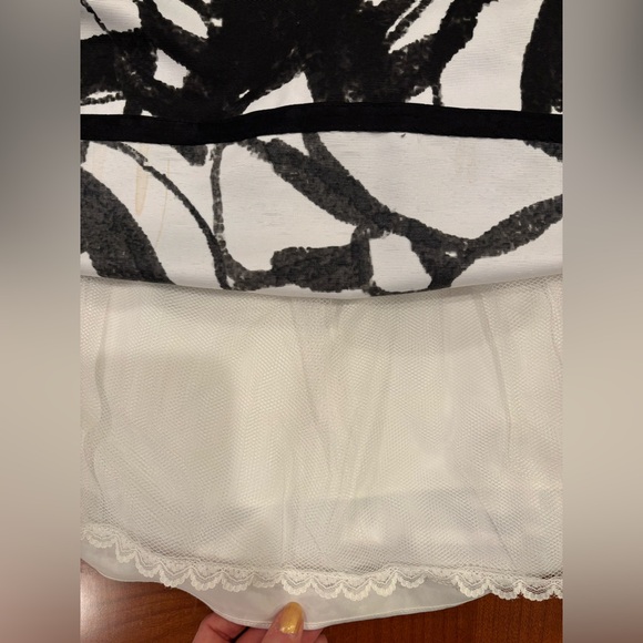 WHBM Dress w Black and White Floral Skirt, Black Jersey Top, & Pink Waist Bow, 4 - Picture 8 of 12